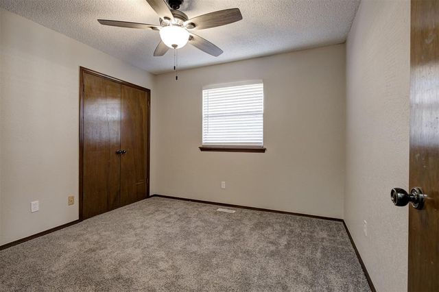 10109 Kay Ridge, Yukon, OK 73099