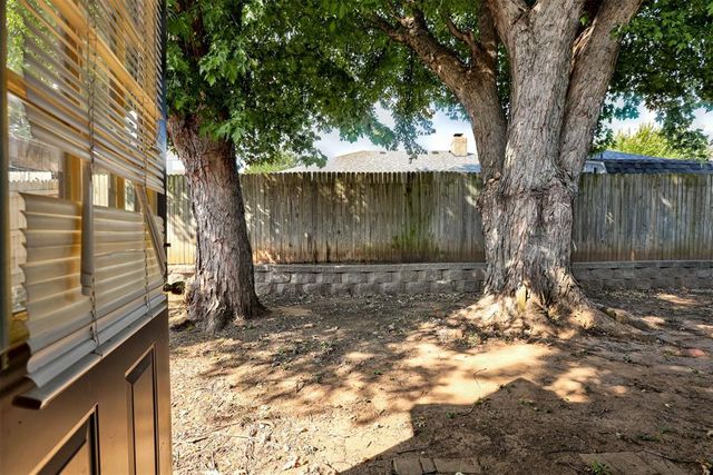 10109 Kay Ridge, Yukon, OK 73099