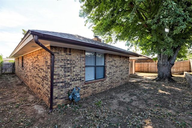 10109 Kay Ridge, Yukon, OK 73099