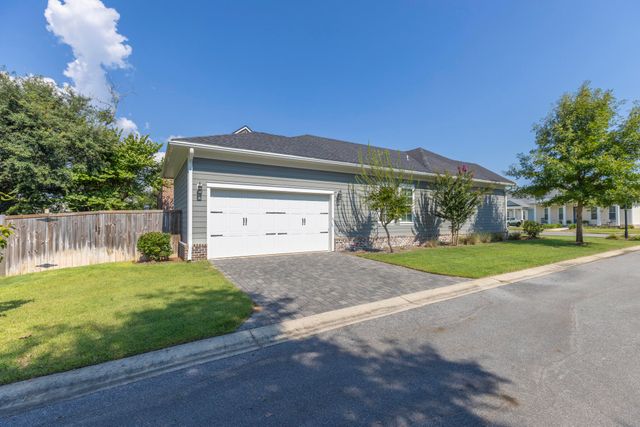 1325 Verbena Place, Niceville, FL 32578