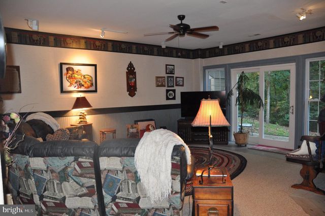 4203 MOUNT VERNON PL, Fredericksburg, VA 22408
