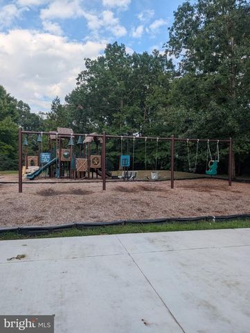 4203 MOUNT VERNON PL, Fredericksburg, VA 22408