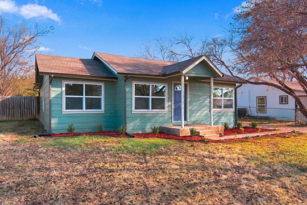 8814 Spaugh Court, White Settlement, TX 76108 — photo 2