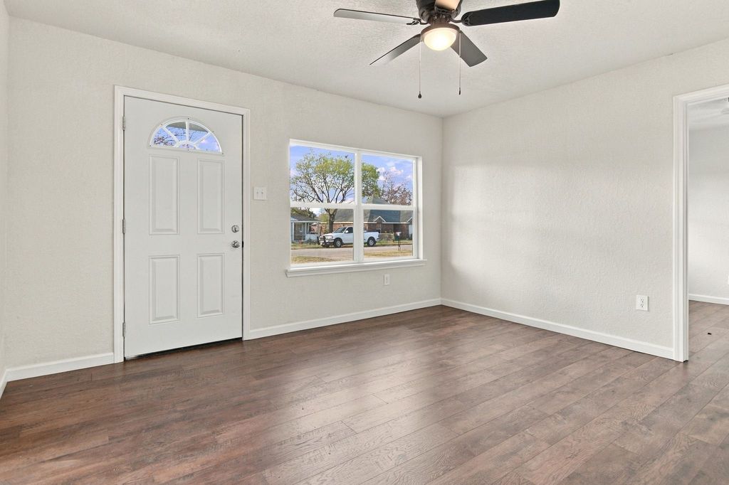 8814 Spaugh Court, White Settlement, TX 76108 — photo 5