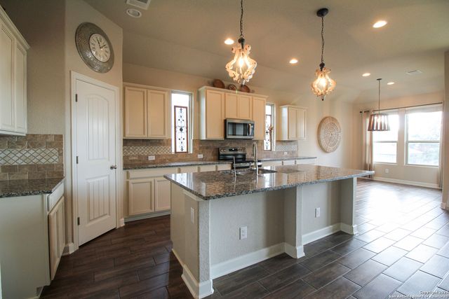 1024 Water Oak, Schertz, TX 78154