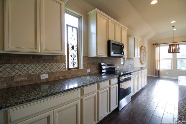 1024 Water Oak, Schertz, TX 78154