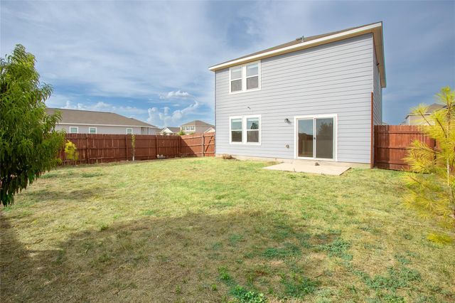 195 Bracken LN, Maxwell, TX 78656
