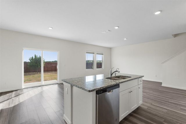 195 Bracken LN, Maxwell, TX 78656