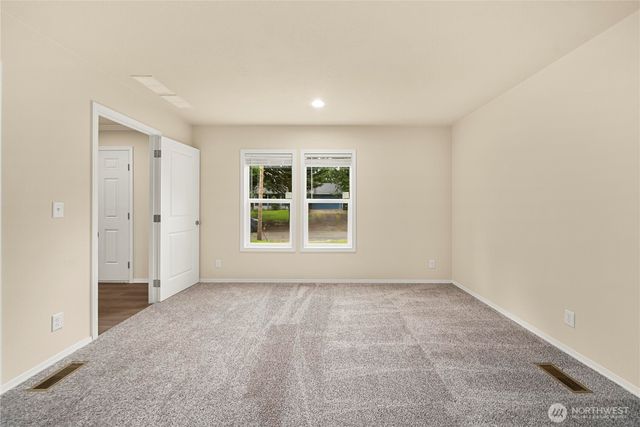 18326 Tapaderos Street SE, Yelm, WA 98597