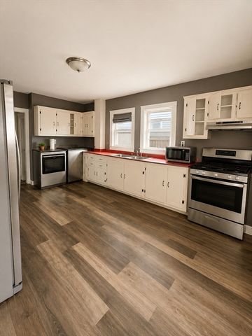 45 Durfee St, New Bedford, MA 02740