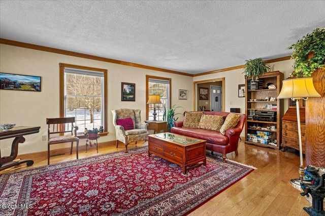 21 Fox Hollow Lane, Queensbury, NY 12804