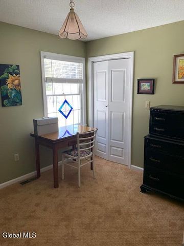 21 Fox Hollow Lane, Queensbury, NY 12804