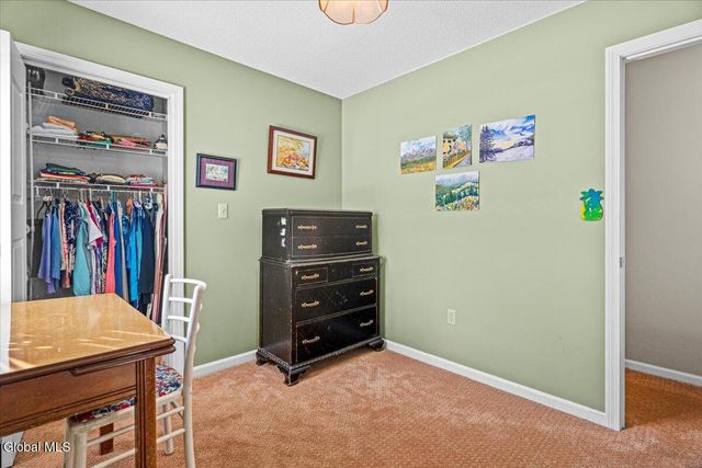 21 Fox Hollow Lane, Queensbury, NY 12804