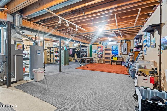 21 Fox Hollow Lane, Queensbury, NY 12804