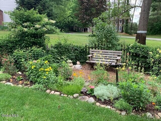 21 Fox Hollow Lane, Queensbury, NY 12804