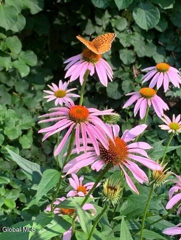 21 Fox Hollow Lane, Queensbury, NY 12804