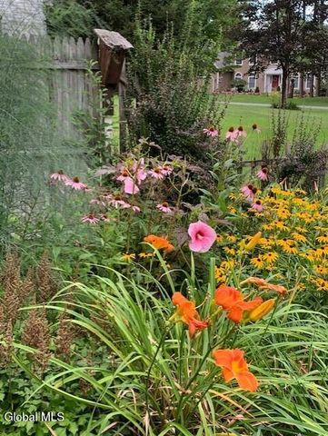 21 Fox Hollow Lane, Queensbury, NY 12804