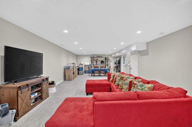 5017 Cohen Court, Cedar Falls, IA 50613