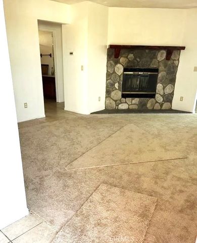 16228 Wato Road, Apple Valley, CA 92307