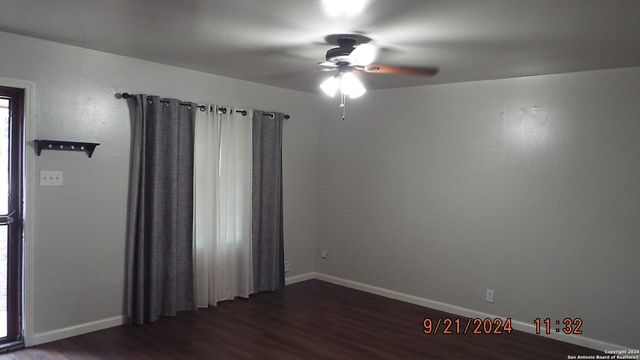 8003 Riata Ave, San Antonio, TX 78227