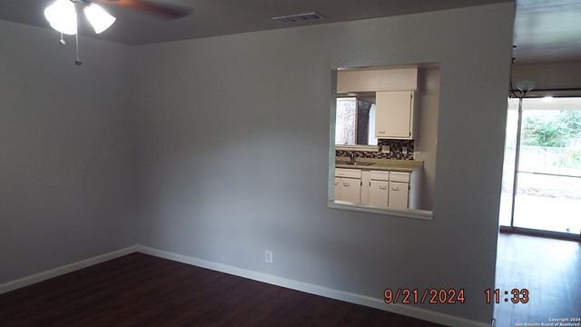 8003 Riata Ave, San Antonio, TX 78227