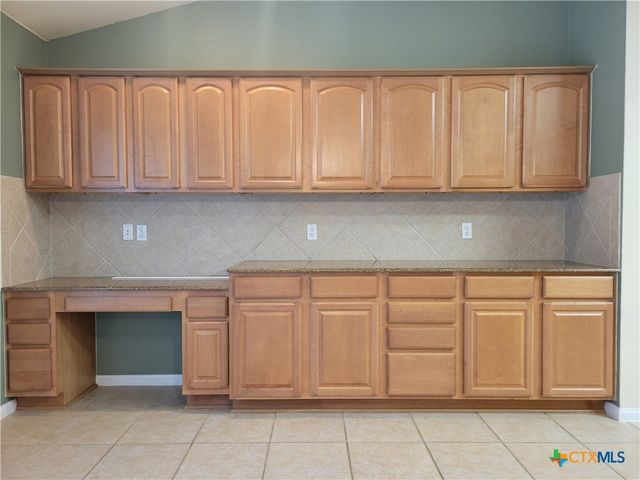 314 Crowfoot Drive, Harker Heights, TX 76548