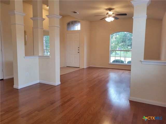 314 Crowfoot Drive, Harker Heights, TX 76548