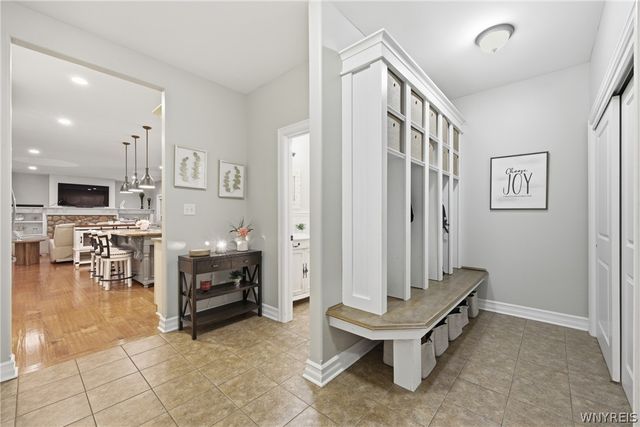 3418 Ashwood Drive, Wheatfield, NY 14120