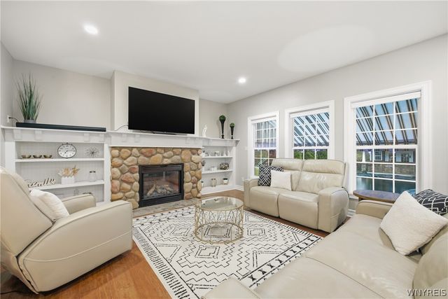3418 Ashwood Drive, Wheatfield, NY 14120