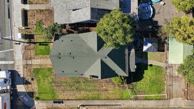 1923 E Mission Ave, Spokane, WA 99202
