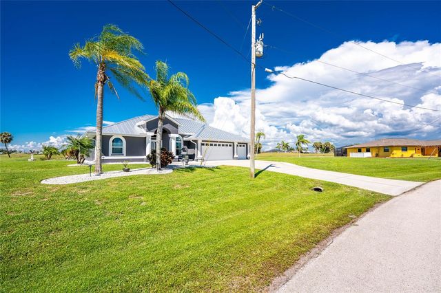 20 BUNKER TERRACE, Rotonda West, FL 33947