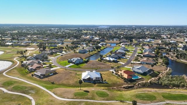 20 BUNKER TERRACE, Rotonda West, FL 33947