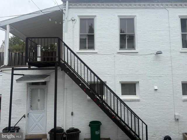 649-651 W CHESTNUT ST, Lancaster, PA 17603