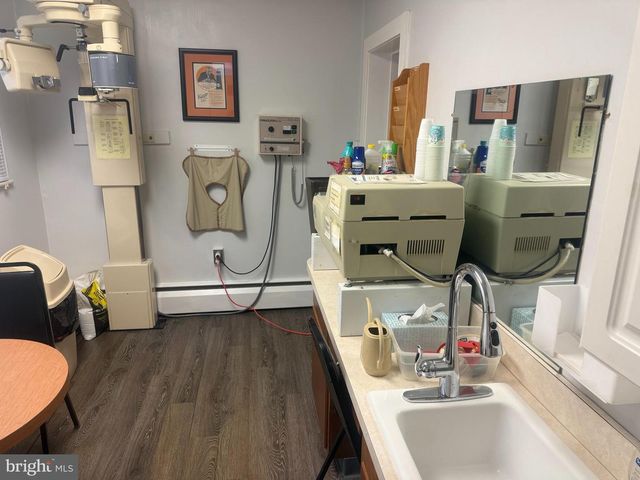649-651 W CHESTNUT ST, Lancaster, PA 17603