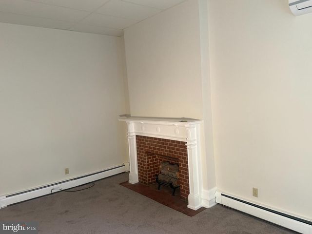 649-651 W CHESTNUT ST, Lancaster, PA 17603