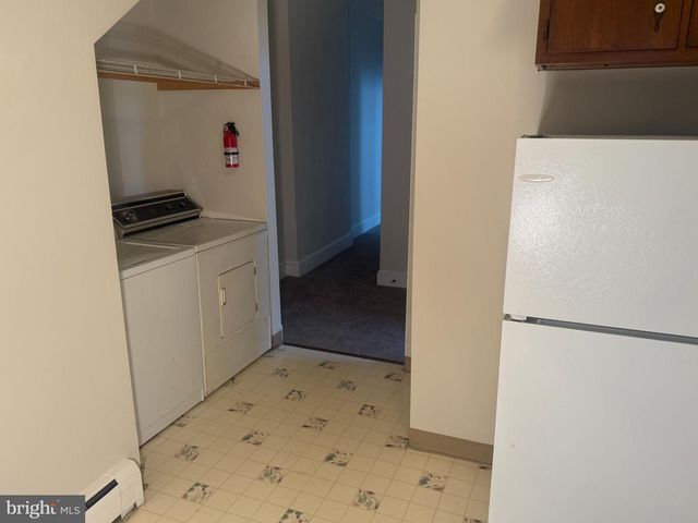 649-651 W CHESTNUT ST, Lancaster, PA 17603