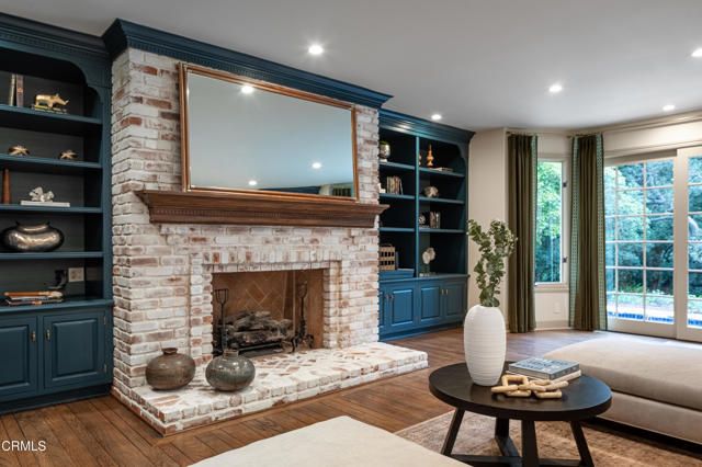 1220 Hillcrest Avenue, Pasadena, CA 91106