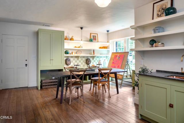 1220 Hillcrest Avenue, Pasadena, CA 91106