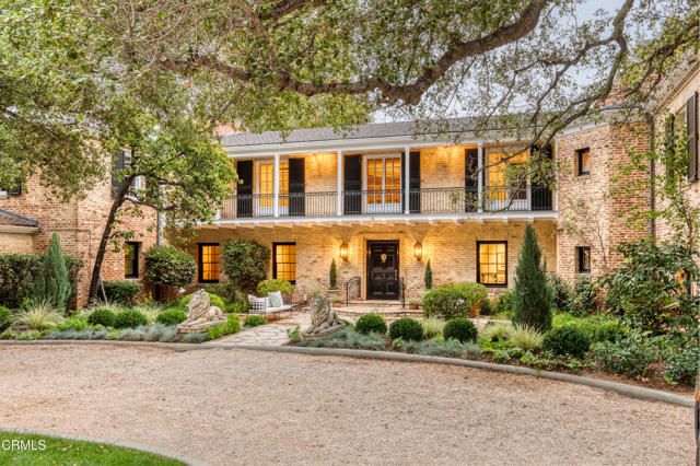 1220 Hillcrest Avenue, Pasadena, CA 91106