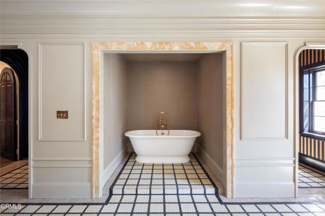 1220 Hillcrest Avenue, Pasadena, CA 91106