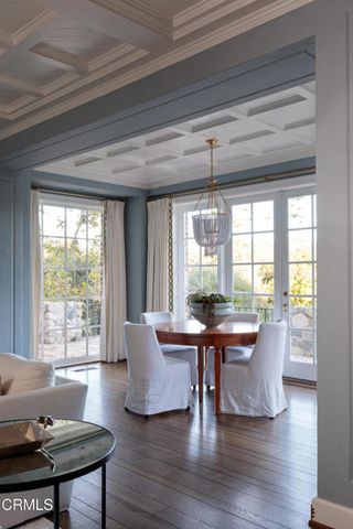 1220 Hillcrest Avenue, Pasadena, CA 91106