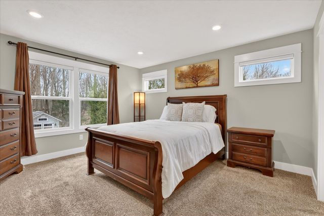 12951 Wildview Drive, Grand Haven, MI 49417