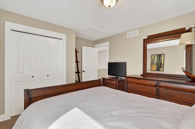 12951 Wildview Drive, Grand Haven, MI 49417