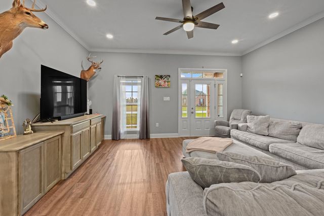 13447 Sugar Estates Street, Vacherie, LA 70090