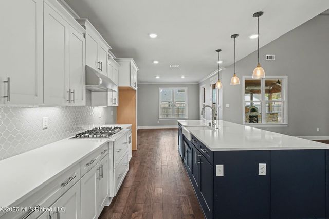 7314 Fulton Square Drive, Olive Branch, MS 38654