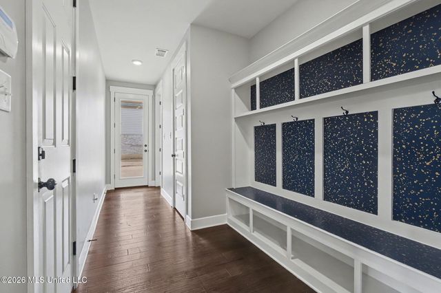 7314 Fulton Square Drive, Olive Branch, MS 38654