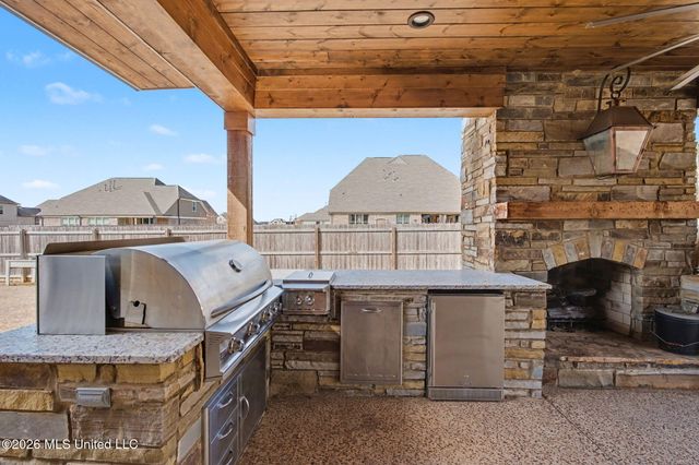 7314 Fulton Square Drive, Olive Branch, MS 38654