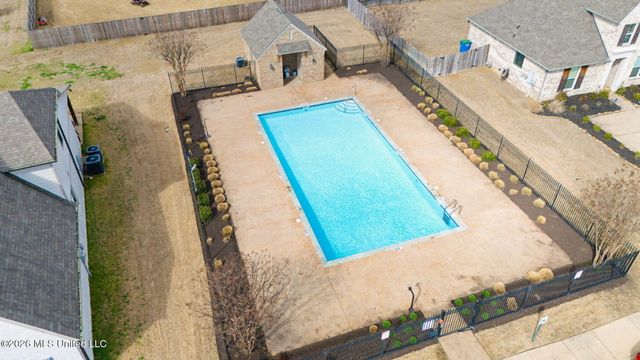 7314 Fulton Square Drive, Olive Branch, MS 38654