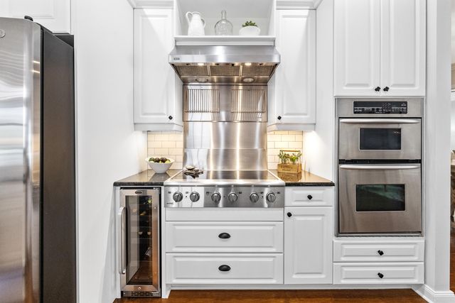 134 Waterford Drive, Jupiter, FL 33458