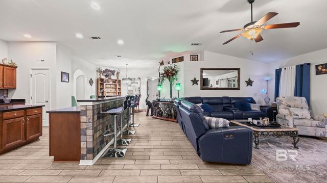 145 Meadow Run Loop, Foley, AL 36535